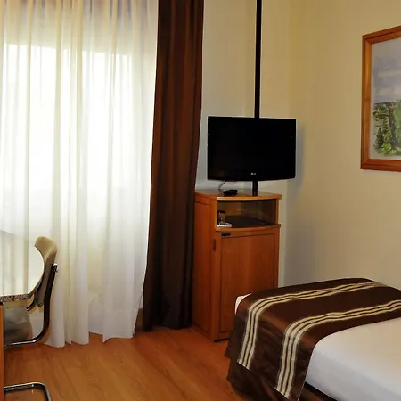 Zenit Dos Infantas Hotel