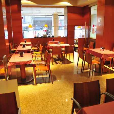 Szálloda Zenit Dos Infantas Zamora