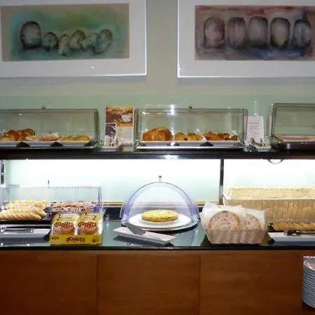 Zenit Dos Infantas 4*