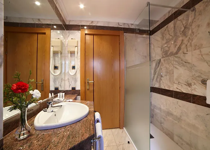 Hotel Zenit Dos Infantas